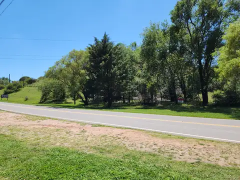 SE LIQUIDA LOTE SOBRE RUTA 5 EN VILLAS CIUDAD DE AMERICA A METROS DE AUTOVIA- 665