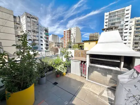 Depto Tipo Casa 3 ambientes con 3 baños
