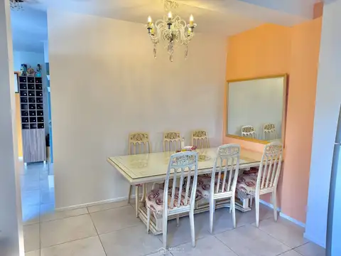 Depto Tipo Casa en Venta de 2 dormitorios
