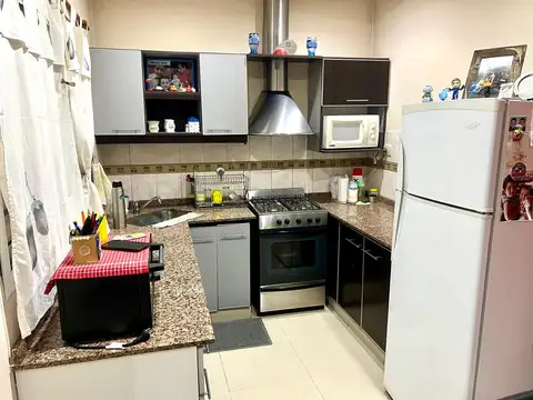 Depto Tipo Casa 4 ambientes con 1 baño