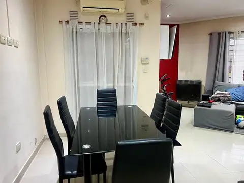 Depto Tipo Casa en Venta de 3 dormitorios