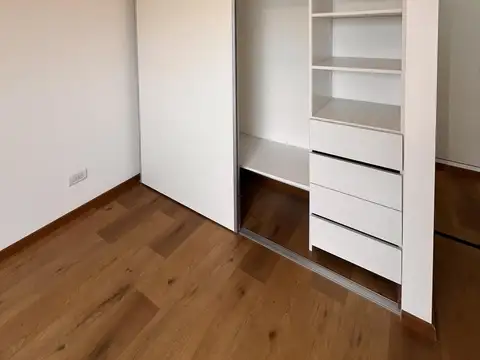 Departamento en Alquiler con 1 cocheras