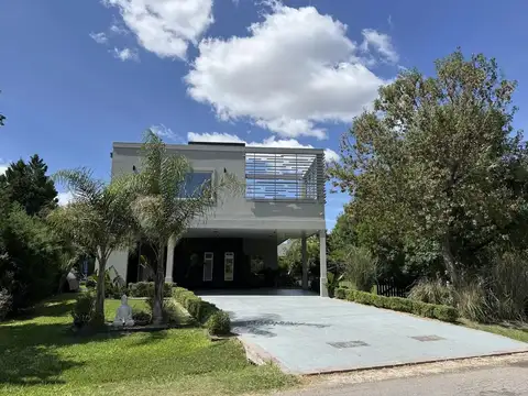 Casa en Venta al Este