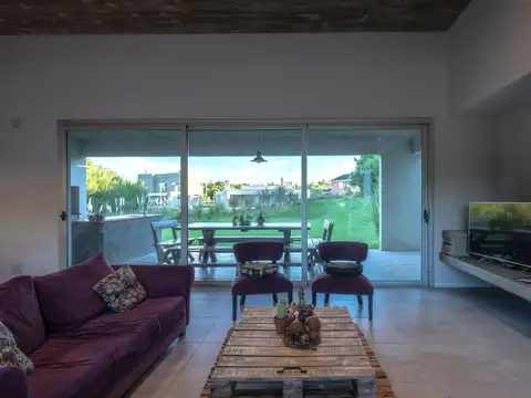 Casa en Venta en Costa Esmeralda, USD 289.000