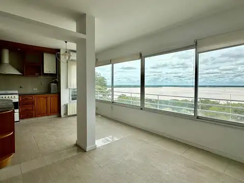 Piso Exclusivo de 2 Dormitorios Con Vista Franca Al Rio