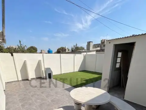 Casa Céntrica + Departamento independiente ambas a estrenar. VENADO TUERTO