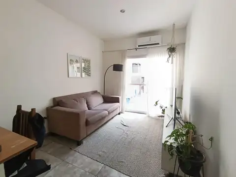 VENTA PH 2 AMBIENTES PATIO SIN EXPENSAS MONTE CASTRO