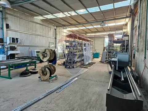 Galpon en Venta en Exaltacion de la Cruz, USD 300.000