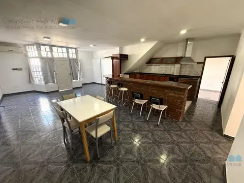 Depto Tipo Casa en Alquiler de 2 dormitorios