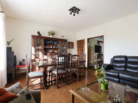 Depto Tipo Casa en Venta de 4 ambientes