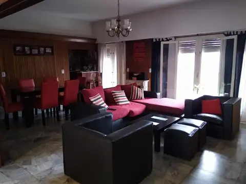 EN VENTA EXCELENTE PROPIEDAD EN MARTIN CORONADO A 1 CUADRA ESTACION FERROCARRIL URQUIZA - FICHA 7284