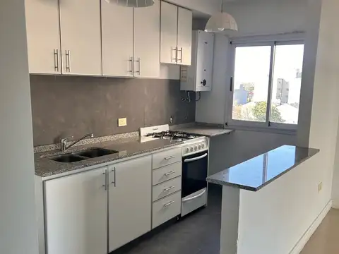 Departamento en Alquiler con 1 cocheras