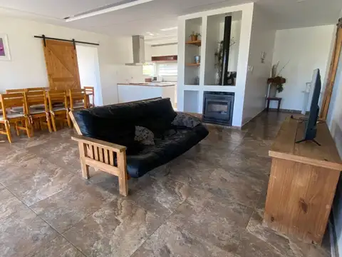 Casa en Alquiler de 3 dormitorios