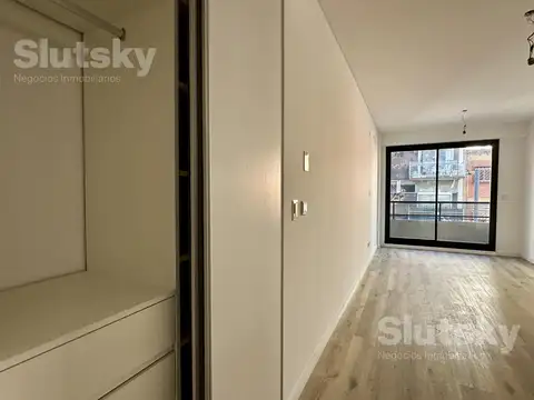 Departamento en Venta en Chacarita, USD 75.000