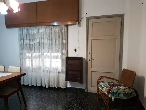 Depto Tipo Casa en Venta 50 años