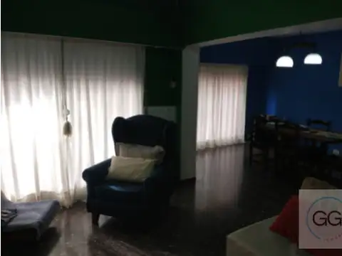 VENDE CHALET 3 AMBIENTES -Excelente estado-