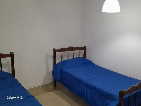 VENTA-CASA 3 AMB CON PILETA-CHASCOMUS