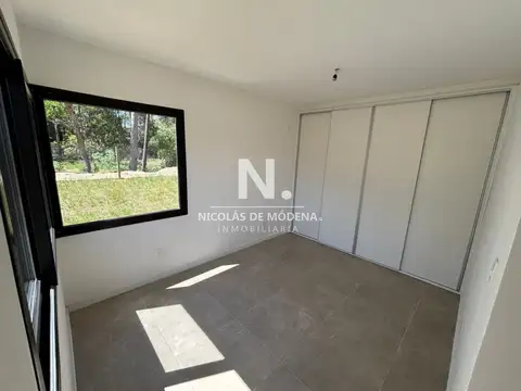 Casa 3 ambientes con 2 baños