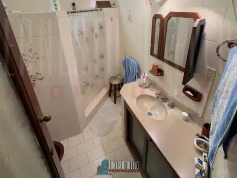 Depto Tipo Casa en Venta con 2 cocheras