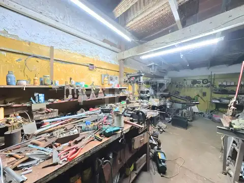 Depto Tipo Casa en Venta con 3 cocheras