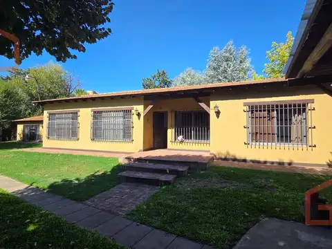 Casa en Alquiler de 3 dormitorios