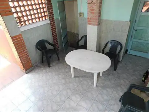 Depto Tipo Casa en Venta 70 años