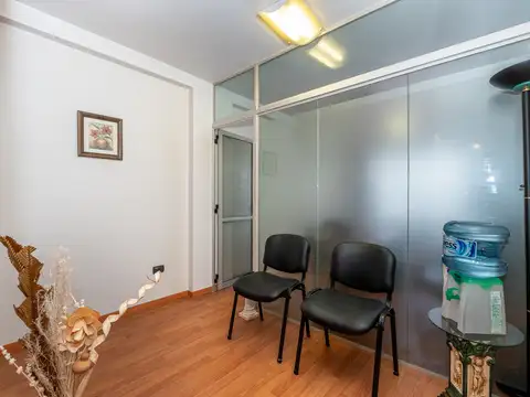 Oficina en Venta 40 años