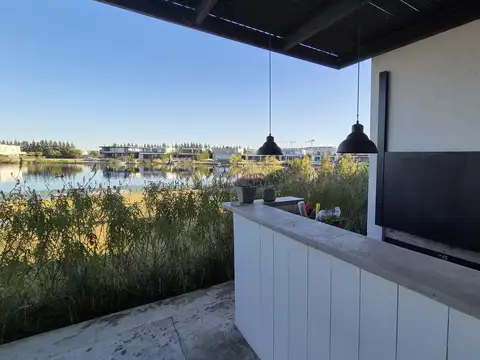 Casa en Venta al Noroeste