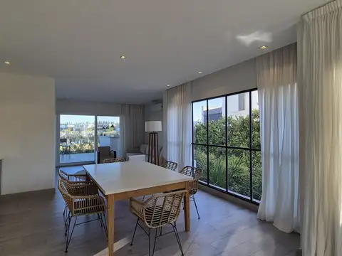 Casa en venta | 5 DORM.   4 SUITES | LAGUNA   MUELLE | BARBARITA