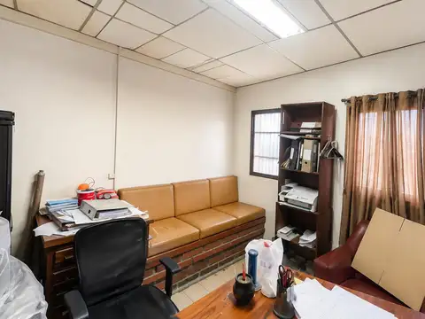 Galpon en Venta 40  mts Fondo