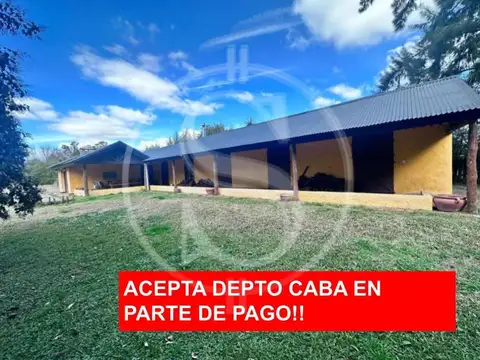 CASA QUINTA EN VENTA EN LOS PINOS CON PILETA