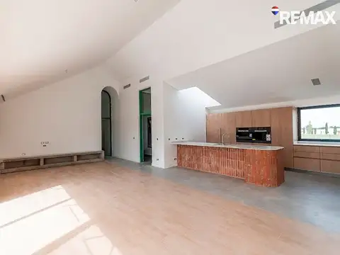 Casa en Venta en Loma Escondida, USD 540.000