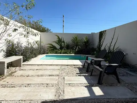 Duplex en alquiler semiamoblado en La Luisita con pileta
