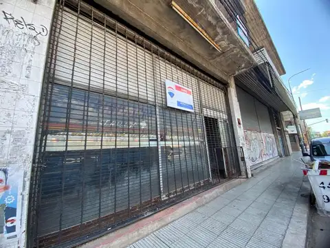 Local Comercial en Villa Tesei – Avenida Vergara
