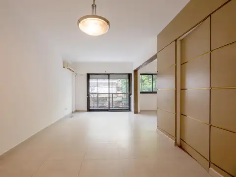 Departamento 4 amb. Villa Crespo - Balcón corrido - Patio - Baulera - Cochera