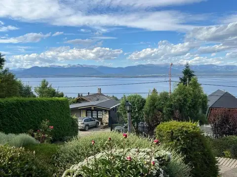 Alquiler - CASA de 3 habitaciones con vista - Bariloche