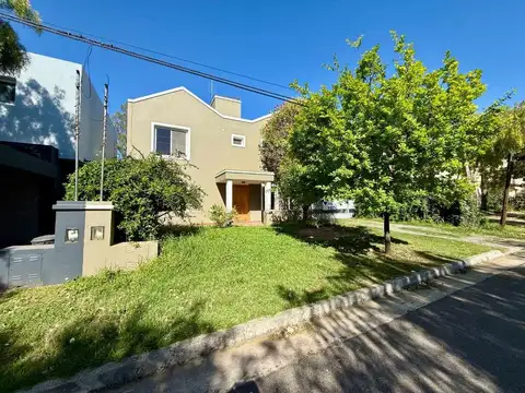 Avenida San Alfonso 700