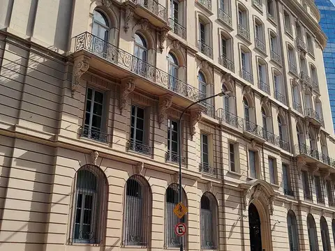 Esmeralda al 1100 - Palacio Saint