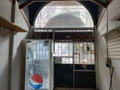 Local en Venta Via Pública