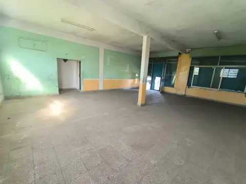 Local en Venta 25 años