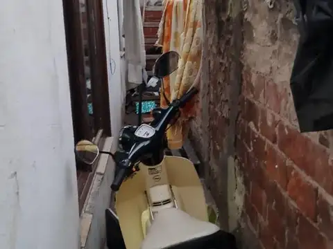 PH por pasillo, Divivido en 2 Deptos - Sup 218m