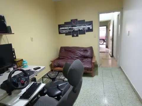 Casa tipo PH 2 ambientes con Garage - Patio - Lavadero y Terraza