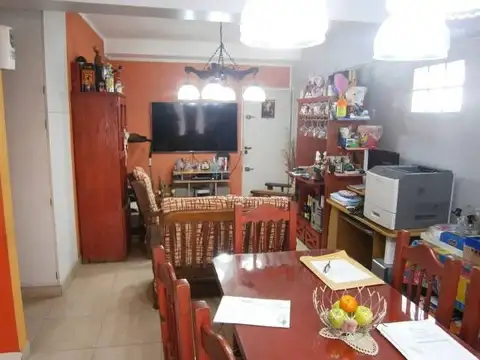 Vedia 100, Piso 2