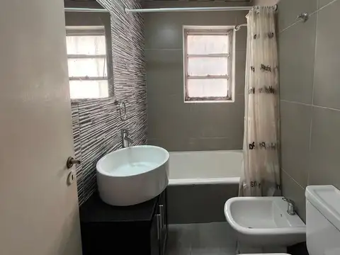 VENTA DEPTO 3 AMB C/BALCON REFACCIONADO CABALLITO