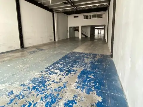 Local en Alquiler en Parque Centenario, $ 7.600.000