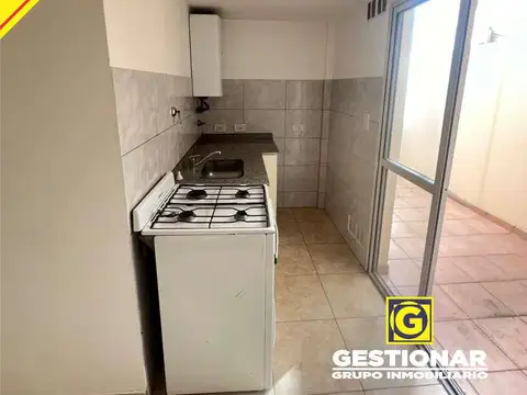 Teniente General Juan Domingo Perón 3200, Piso 1