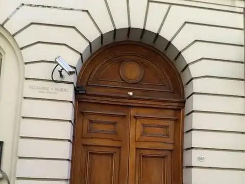 Av Alvear - Montevideo:  Edificio en Block UNICO en venta