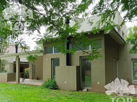 Avenida de los lagos 100