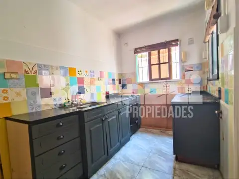 Depto Tipo Casa en Alquiler en Lomas De Zamora, $ 490.000