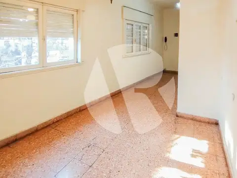 Venta Departamento 2 Ambientes en Liniers